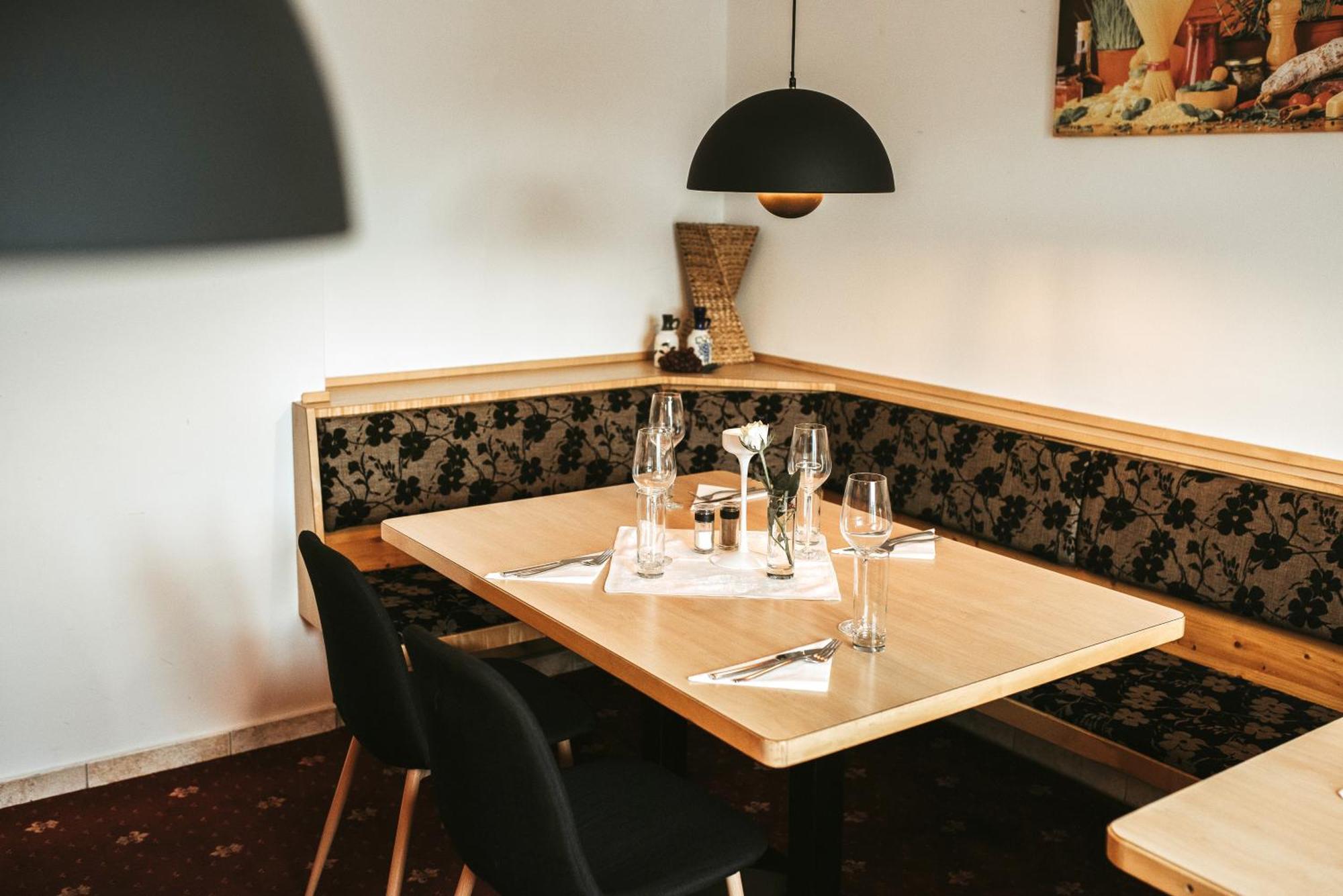 פלדקירצ'ן ביי גראץ Restaurant Gaestehaus Feldkirchen מראה חיצוני תמונה